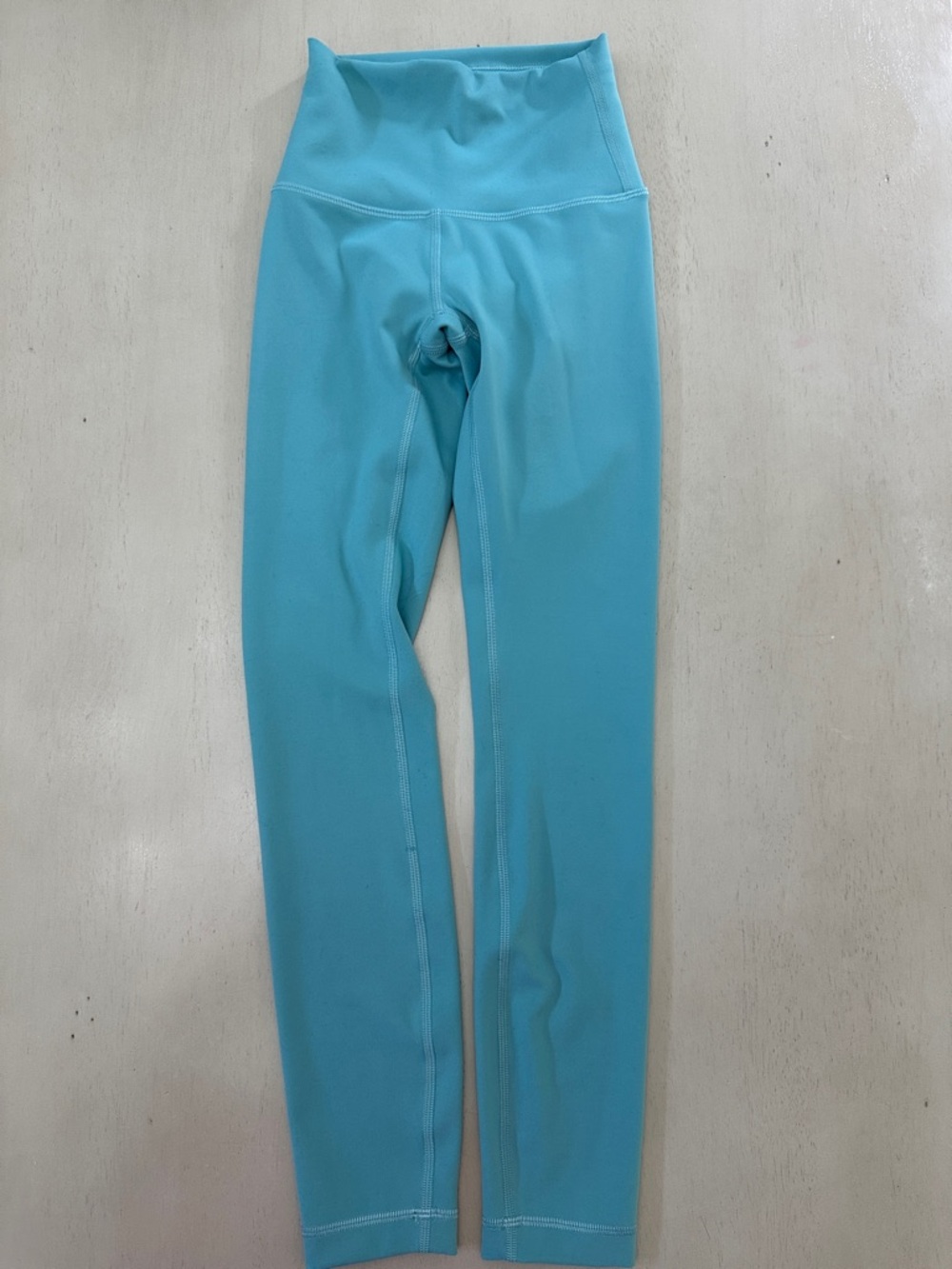 Lululemon Wunder Train High-Rise Tight 25” - size 0 - like new condition
